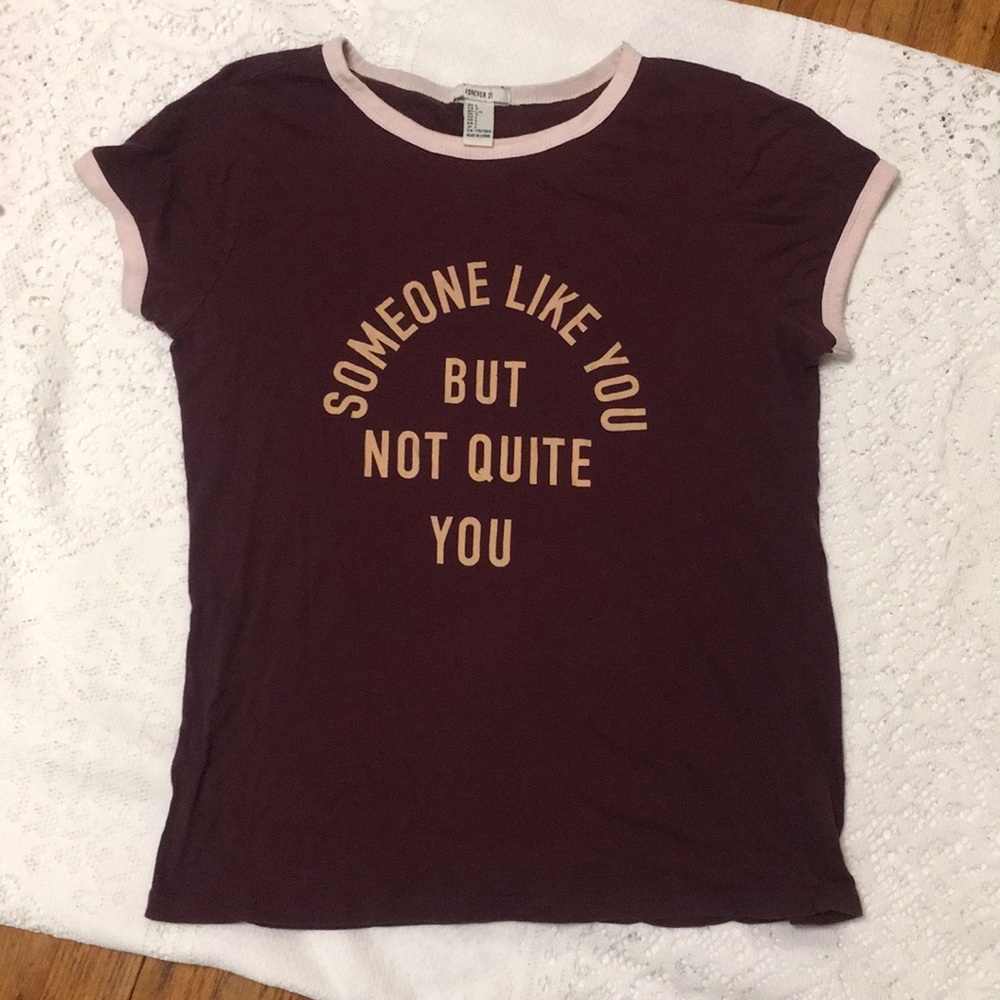 Forever 21 Print Tee Size Large.
